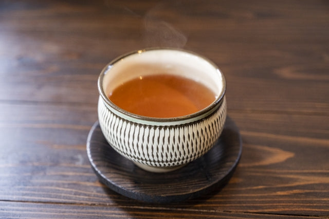 ほうじ茶は体に悪い?気になる噂の真相を徹底解説!健康効果や注意点も紹介