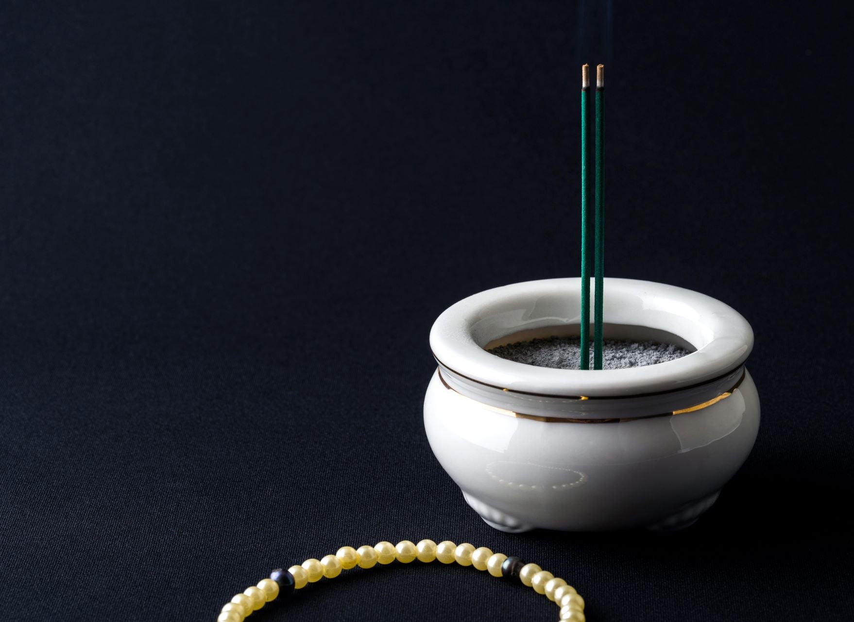 【保存版】法要の引き出物・香典返しの掛け紙の書き方と種類