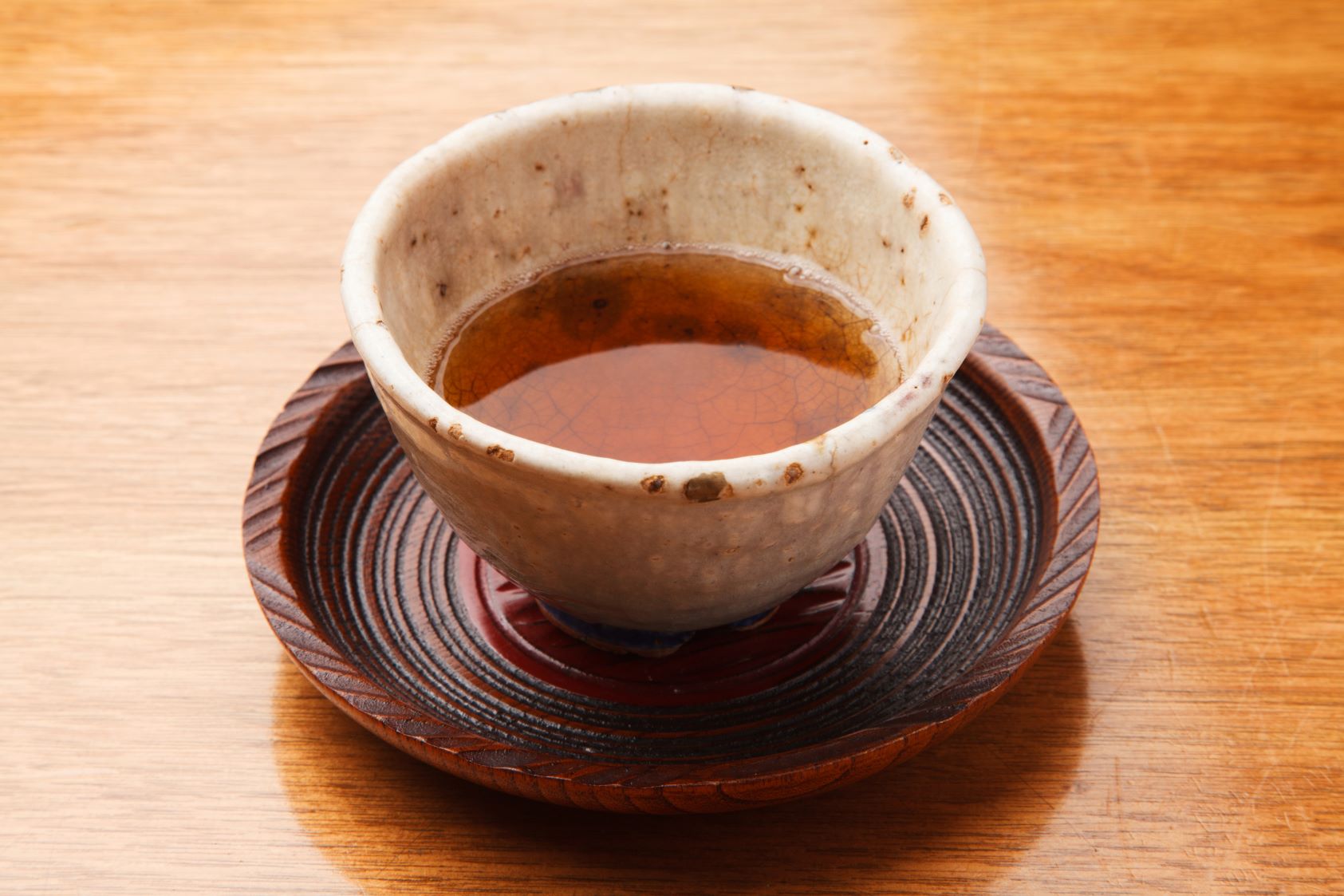 古くなったお茶を無駄にしない！エコで簡単なほうじ茶の作り方