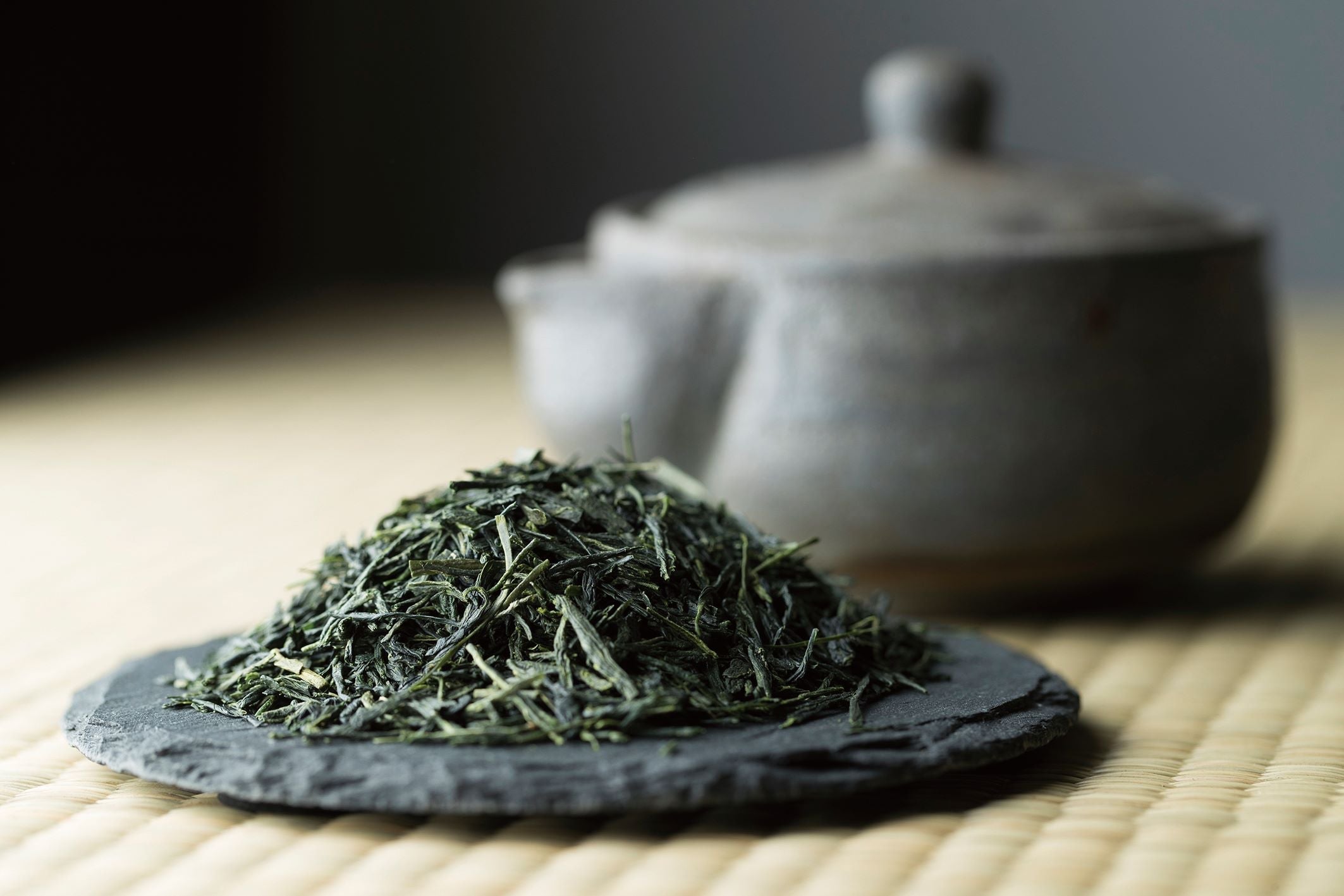 茶殻（出がらし）を捨てないで！実は食べられる！食べる茶葉の健康効果