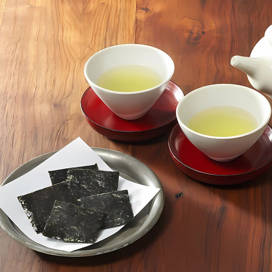 Yamamotoyama's special "Nori Senbei"